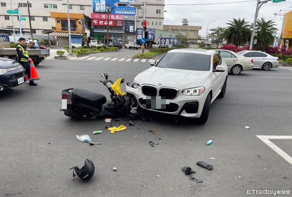 兄妹雙載與左轉BMW相撞　哥彈飛空翻重摔不治！驚悚影片曝 | ETtoday社會新聞 | ETtoday新聞雲