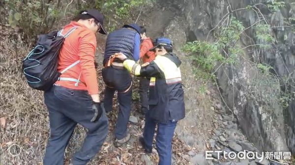 ▲▼             台中夫妻登長壽山迷路。（圖／記者哈勇嘎奧翻攝）