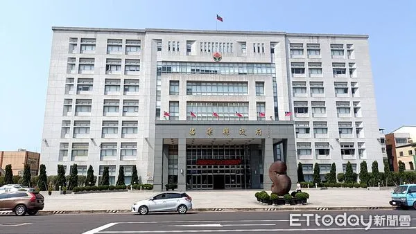 ▲▼鍾東錦就任苗栗縣長近4個月，11日宣布第一波局、處首長人事調整，5名新任處長，4月17日上任。（圖／記者蔡文淵攝）