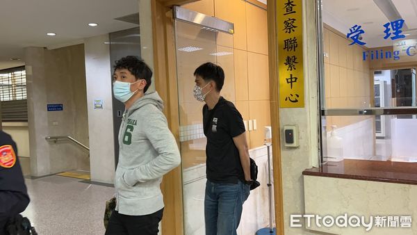 ▲▼動見資本(insight capital)違反《證券投資信託及顧問法》，被告總經理間投資總監郭誼謙(右起)、副總胡鴻翊。（圖／記者劉昌松攝）