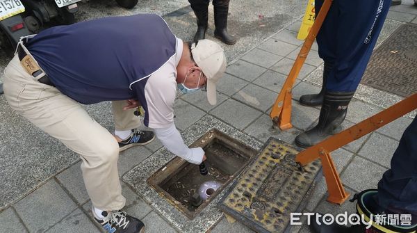 ▲▼登革熱孳生源檢查。（圖／記者許宥孺翻攝）