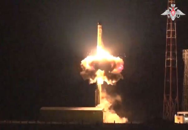 ▲▼俄羅斯11日在卡普斯京亞爾（Kapustin Yar）火箭發射場成功試射一枚洲際彈道飛彈。（圖／翻攝自俄羅斯國防部Telegram）
