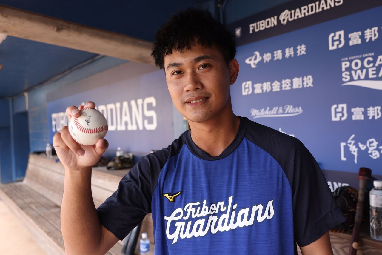 「復健超無聊」王尉永開心歸隊 手傷「1打2」抱小孩也沒問題 ETtoday運動雲 ETtoday新聞雲