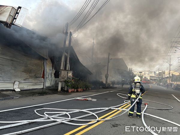 ▲▼         台中工廠火警    。（圖／記者鄧木卿攝）