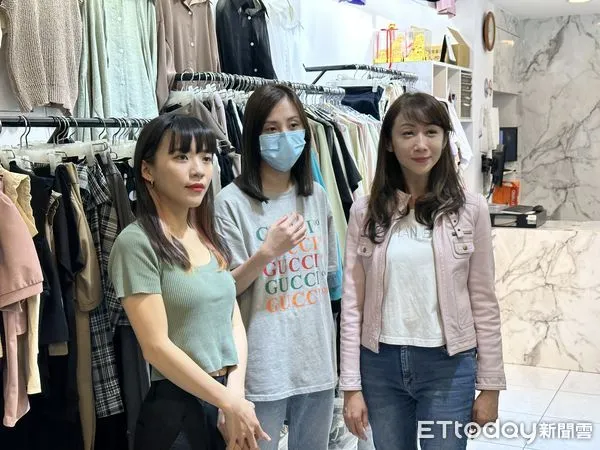 ▲▼許淑華與黃捷合體逛五分埔。（圖／記者陳家祥攝）