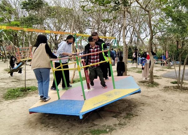 ▲▼桃園親子活動景點推薦【台灣地景花園】。（圖／部落客大口老師提供）