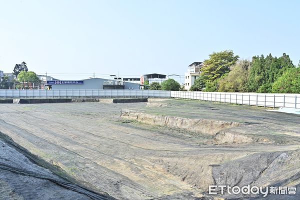 ▲行政院長陳建仁今日前往雲林縣虎尾鎮出席「東仁安居社會住宅開工動土典禮」。（圖／記者蔡佩旻翻攝）