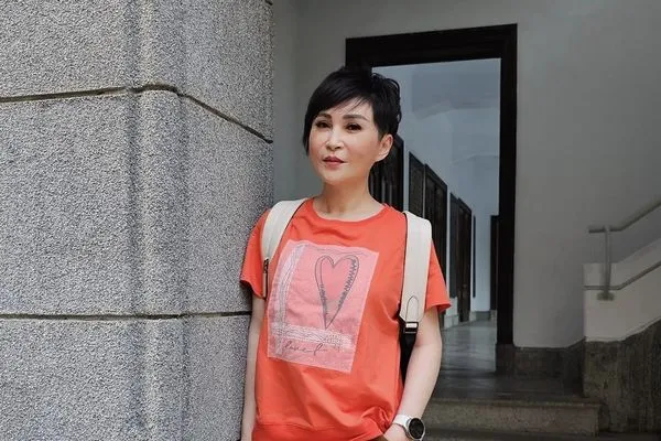 ▲▼王瑞玲成功甩掉22公斤。（圖／翻攝自Facebook／王瑞玲醫藥美食記者）