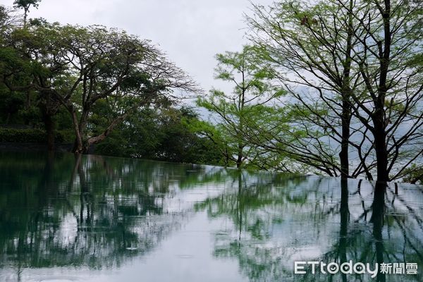 ▲鋒面為日月潭區帶來大雨，重現昔日湖光山色美景。（圖／民眾提供）