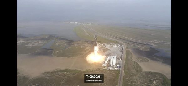 ▲▼馬斯克「史上最大火箭」SpaceX星艦發射。（圖／翻攝自SpaceX）