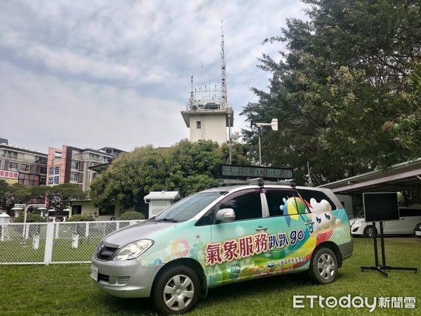 ▲▼氣象局遶境氣象行動觀測車。（圖／氣象局）