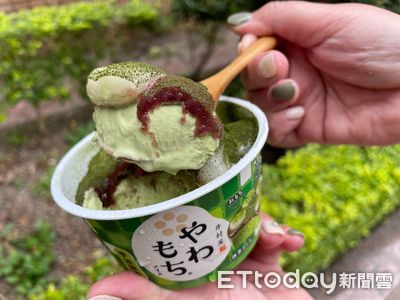 超商獨家！最新「抹茶麻糬冰淇淋」　Q彈麻糬加綿密紅豆泥超欠吃