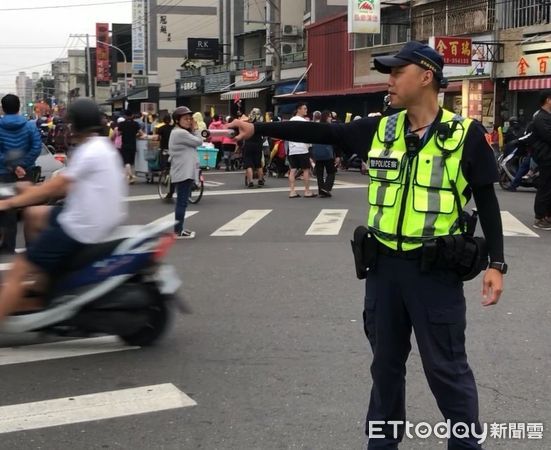 ▲因應大甲媽遶境預估虎尾鎮將湧入大量人潮，虎尾警分局預警易生阻塞路段，籲請用路人提前改道並預作行車規劃。（圖／記者蔡佩旻翻攝）