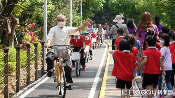 ▲▼ 嘉義市立幸福幼兒園舉辦「嘉有囍事～鐵道風華80載，共譜幸福好騎跡」活動   。（圖／嘉義市政府提供）