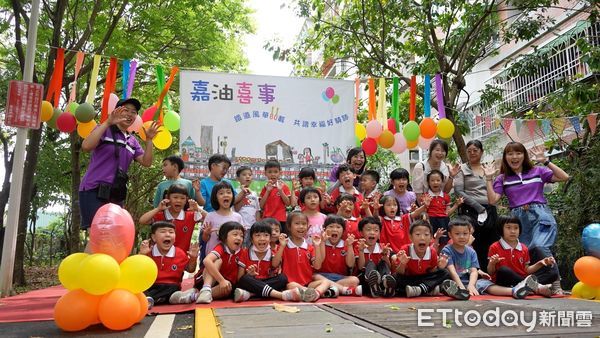 ▲▼ 嘉義市立幸福幼兒園舉辦「嘉有囍事～鐵道風華80載，共譜幸福好騎跡」活動   。（圖／嘉義市政府提供）