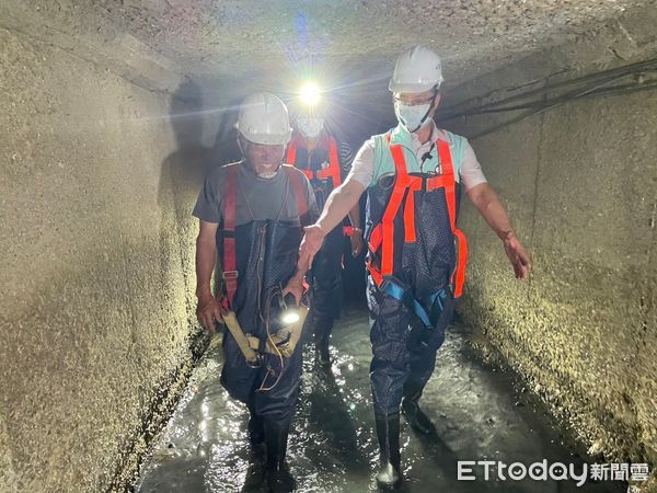 ▲▼備戰汛期超前部署 嘉市府做好防汛準備 全力清淤確保排水系統暢通   。（圖／嘉義市政府提供）