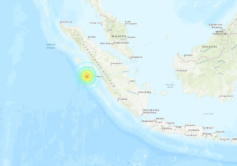 ▲印尼蘇門答臘島外海發生7.3強震。（圖／翻攝USGS）