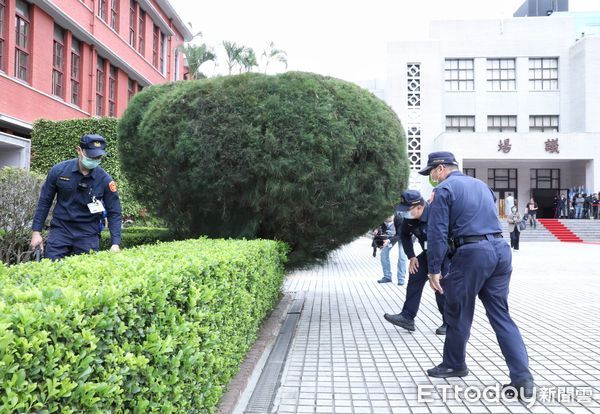 ▲▼瓜地馬拉共和國總統賈麥岱訪立法院 立法院安檢。（圖／記者屠惠剛攝）