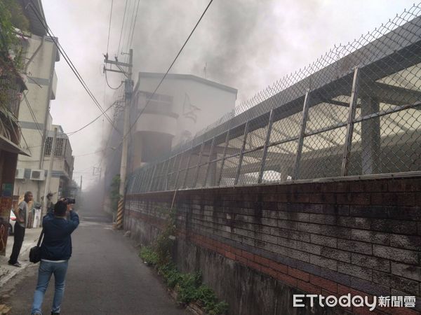 ▲台南市警永康分局，查獲涉嫌永康區大灣路１棟學生出租套房火警案之縱火犯嫌陳姓男子，將向檢方申請預防性羈防止再犯。（圖／記者林悅翻攝，下同）