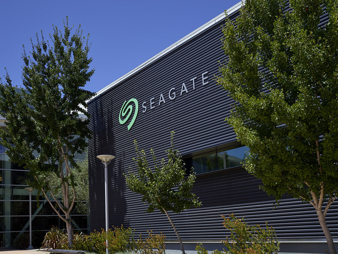 ▲▼Seagate致力推動永續、共融且符合道德標準的資料領域，透過《永續資料領域：2022財年ESG成果報告》分享最新進度。（圖／Seagate提供）