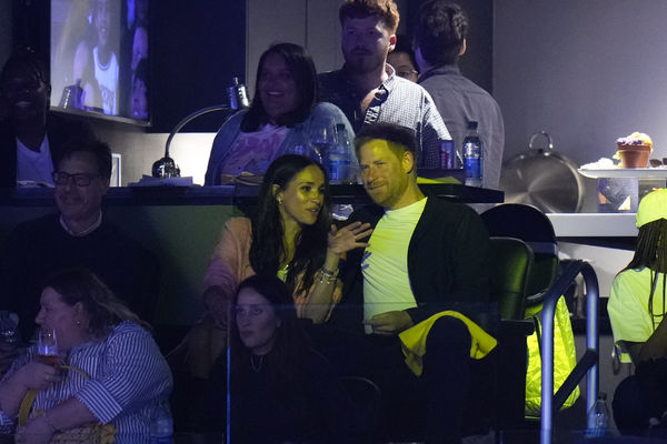 ▲▼哈利王子與妻子梅根在洛杉磯觀看NBA賽事。（圖／達志影像／美聯社）