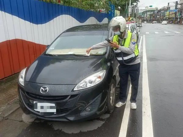 ▲五一勞動節　新北路邊停車格比照平日收費。（圖／新北市交通局提供）