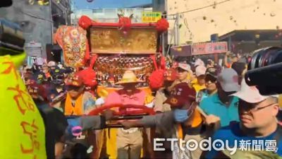 大甲媽回鑾！孝女「為癌父祈福」雙腳起水泡…堅定喊：想走完全程