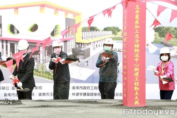 ▲台南市長黃偉哲，積極開拓農產行銷新藍海，打通內外銷通路助農民推展商機。（圖／記者林悅翻攝，下同）