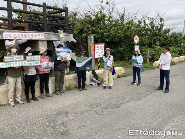 ▲荒野保護協會台東分會、台東縣野鳥協會發起的保護小燕鷗繁殖棲地活動。（圖／記者楊漢聲翻攝）