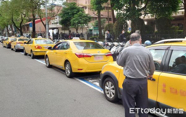 ▲視網膜目睹計程車司機被按喇叭。（圖／資料照／記者屠惠剛攝）