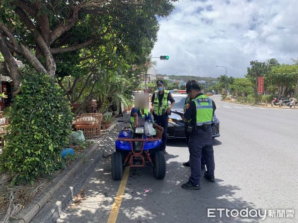 ▲恆春警方加強取締沙灘車違規行駛道路             。（圖／記者陳崑福翻攝，下同）