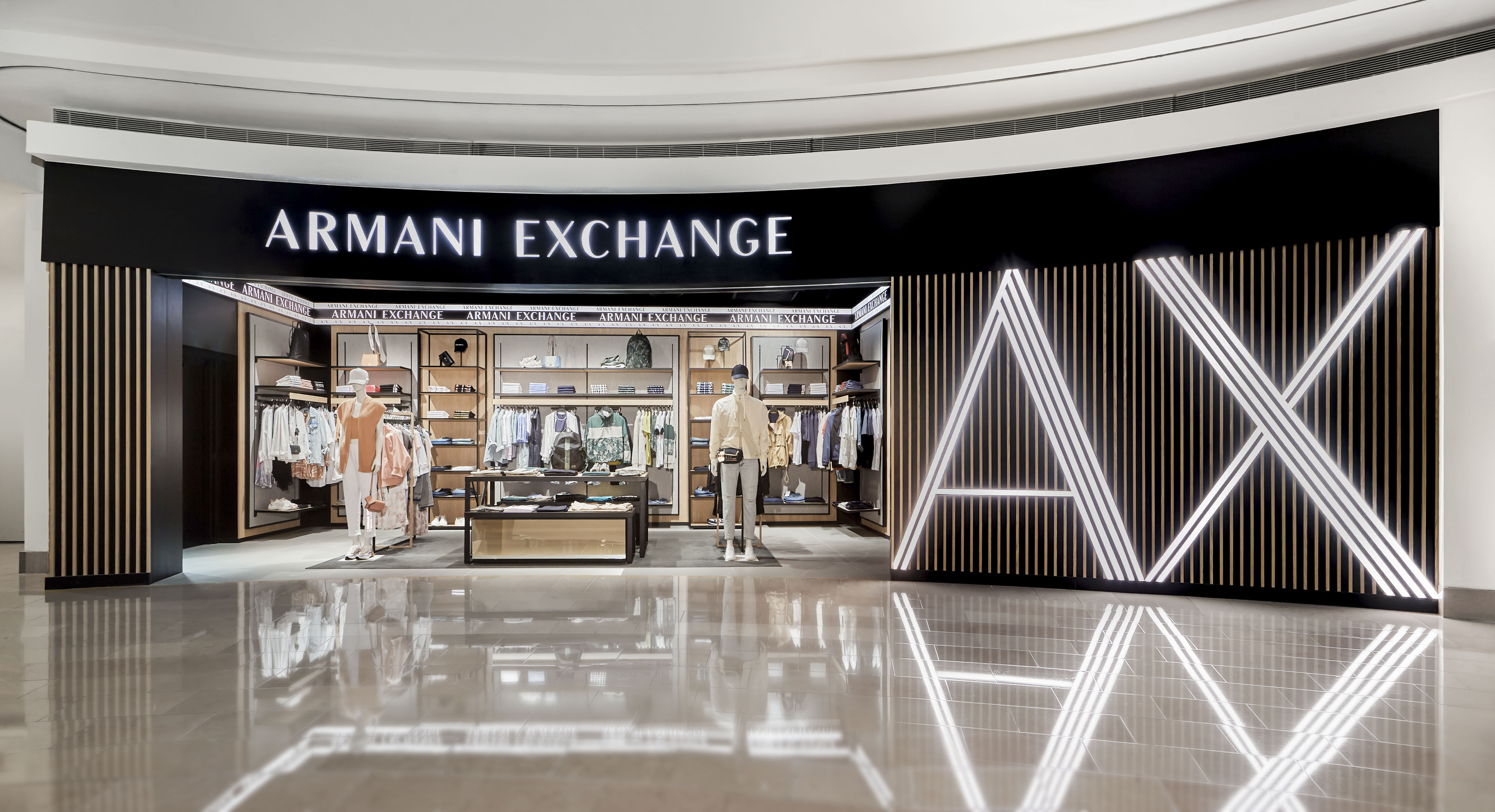 ▲▼AX Armani Exchange 。（圖／品牌提供）