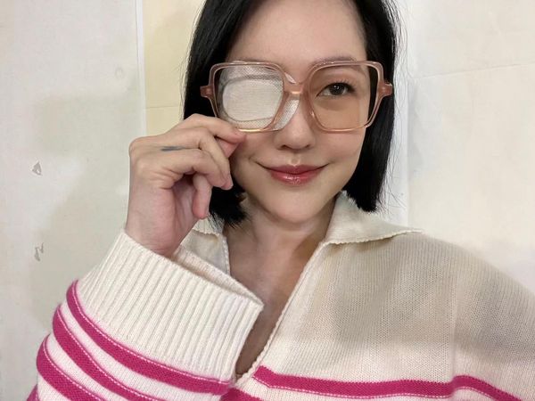 ▲小S眼睛受傷，戴上紗布。（圖／翻攝自Instagram／elephantdee）