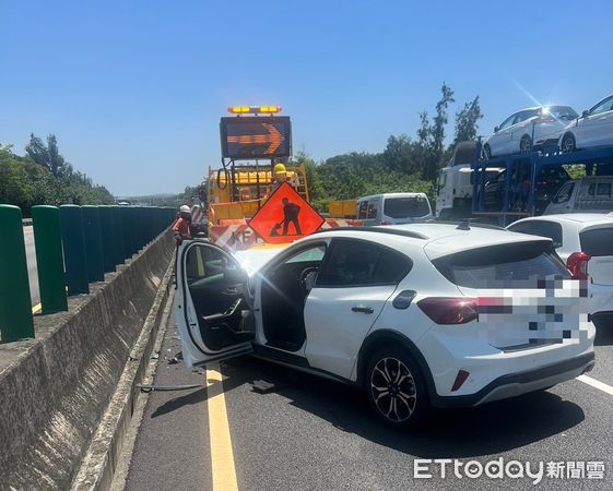 ▲▼ 苗栗自動駕駛又撞緩撞車。（圖／記者蔡文淵翻攝）