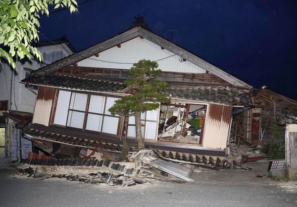 ▲▼日本能登地震規模上修到6.5 已1死21傷。（圖／路透社）