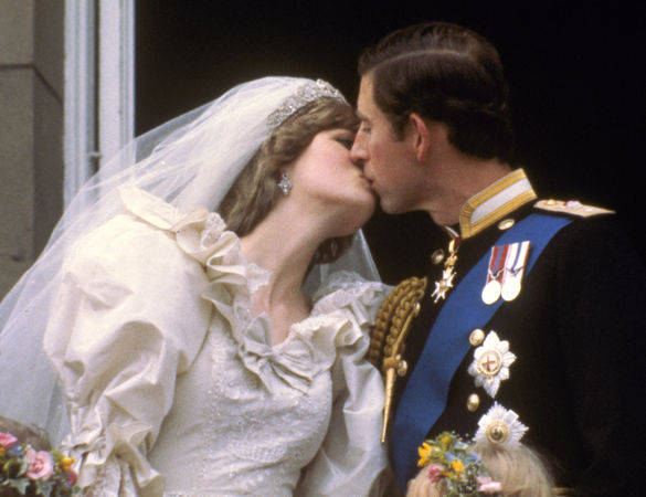 ▲▼ 查爾斯和黛安娜王妃（Lady Diana Spencer）1981年7月29日於倫敦聖保羅大教堂完婚。（圖／達志影像／美聯社）