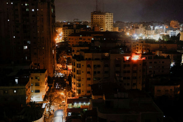 ▲▼以色列軍9日以擊斃伊斯蘭聖戰組織指揮官為目標，針對加薩進行空襲。（圖／路透）