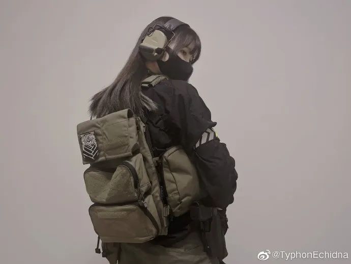 ▲▼網傳「中國女子」加入僱傭兵遭烏克蘭俘虜。（圖／翻攝自澎湃新聞）