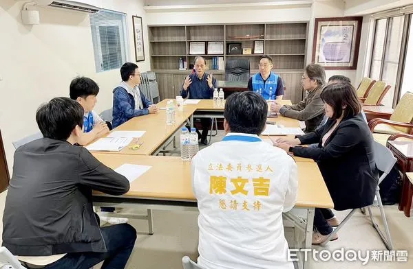 ▲國民黨桃園市立委第一選區（蘆竹區、龜山區、桃園區15里）初選昨天落幕，市黨部主委黃敏恭公布牛煦庭在民調中勝出，將建議黨中央提名。（圖／記者沈繼昌翻攝）