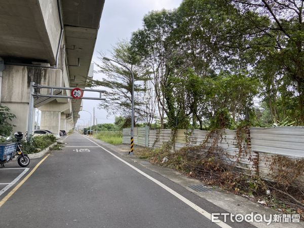 ▲長榮大學馬來西亞籍鍾姓女大生，遭性侵殺害棄屍案，梁男一、二審被判死刑，鍾女父母向台南市政府提起國賠訴訟求償593萬元，雙方律師代表調解成立。（圖／記者林悅翻攝，下同）