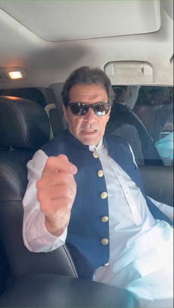 ▲▼前巴基斯坦總理伊姆蘭汗（Imran Khan）被捕，全國各地支持者上街示威。（圖／路透）