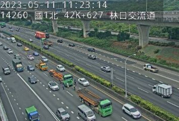 ▲國1北上車禍。（圖／翻攝自高速公路1968）