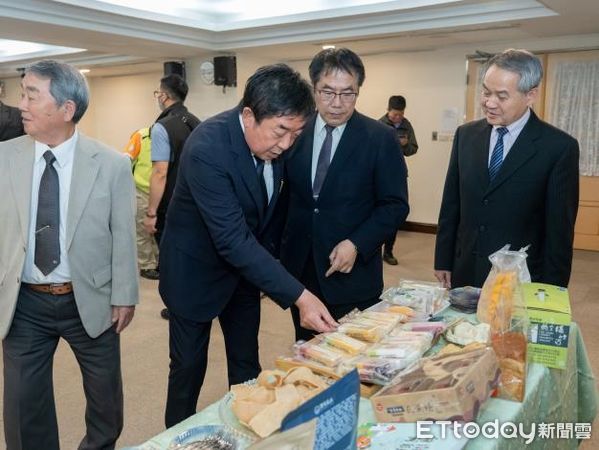 ▲日本前橋市將在日本最大公路休息站「道の駅前橋赤城」，盛大舉辦台南特展，偉哲市長力推台南農特產品上架。（圖／記者林悅翻攝，下同）