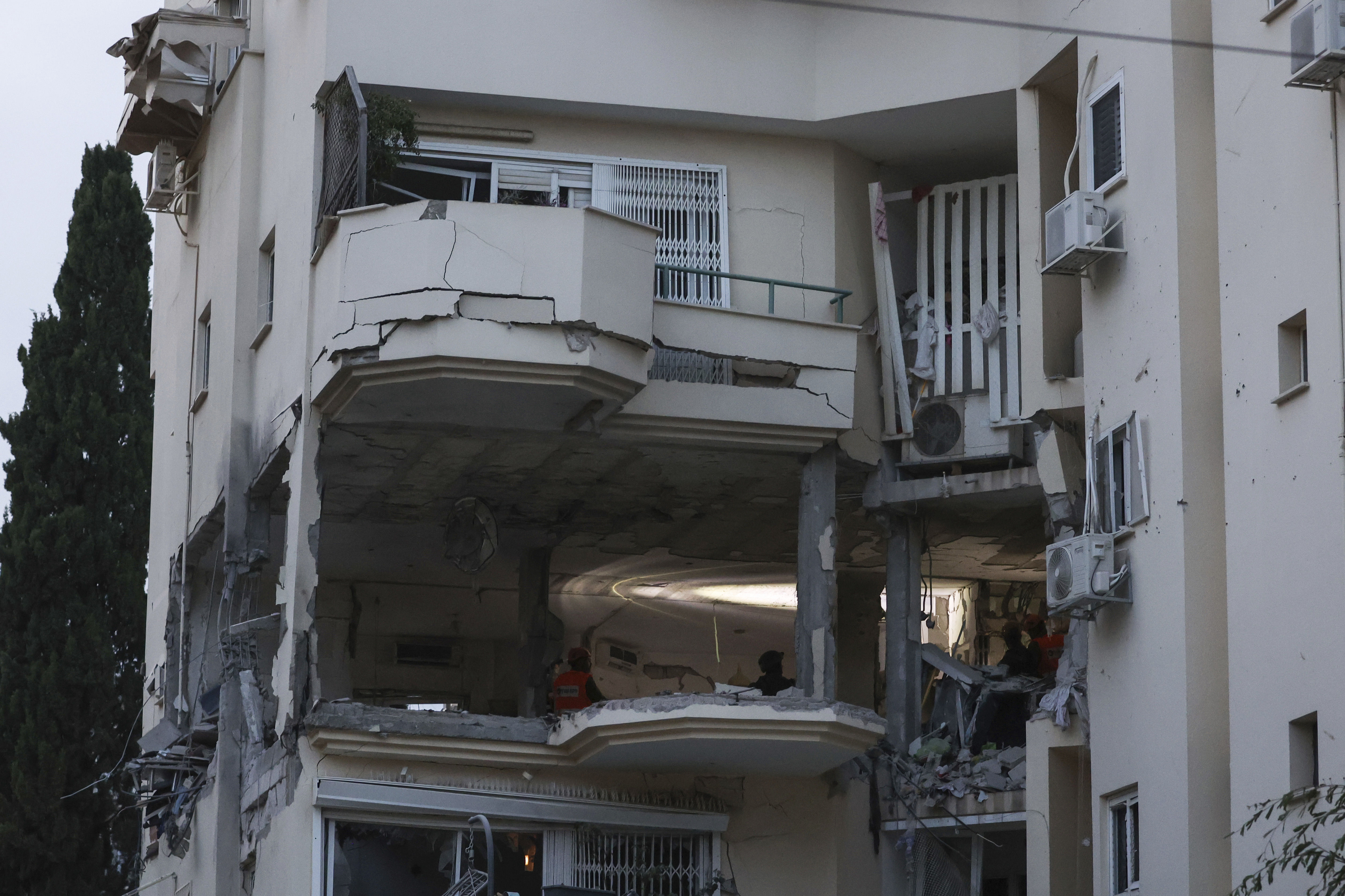 ▲▼以巴衝突加薩走廊28死 火箭擊中以色列建物。（圖／達志影像／美聯社）