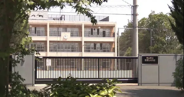 學生體育課跌倒卻遭「長釘穿刺膝蓋」　東京小學調查驚見「500鐵釘被埋入操場」
