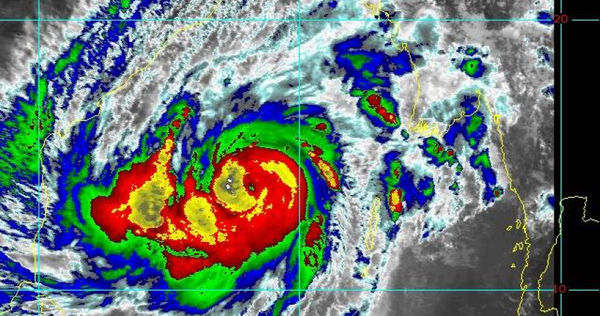 熱帶氣旋摩卡在孟加拉灣形成，範圍比整個台灣還要大。（圖／翻攝自鄭明典臉書）