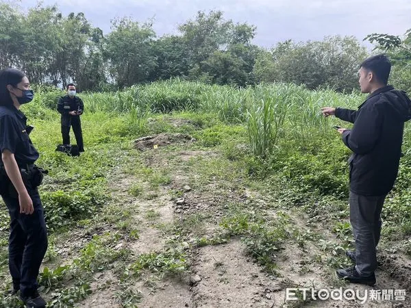 ▲▼新北女自新北大橋墜落，警方到場採集跡證             。（圖／記者陳以昇翻攝）