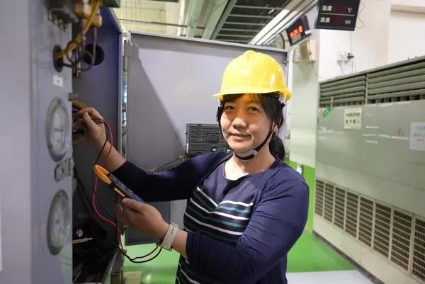 ▲靠在職進修女助理繪圖師晉升主管