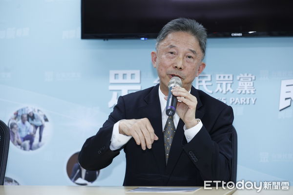 ▲▼民眾黨祕書長周台竹5/17召開記者會轉述民眾黨選決會會後決議，將推選柯文哲代表民眾黨角逐2024年總統大選。（圖／記者湯興漢攝）