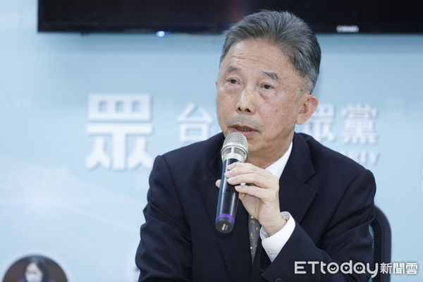 ▲▼民眾黨祕書長周台竹5/17召開記者會轉述民眾黨選決會會後決議，將推選柯文哲代表民眾黨角逐2024年總統大選。（圖／記者湯興漢攝）